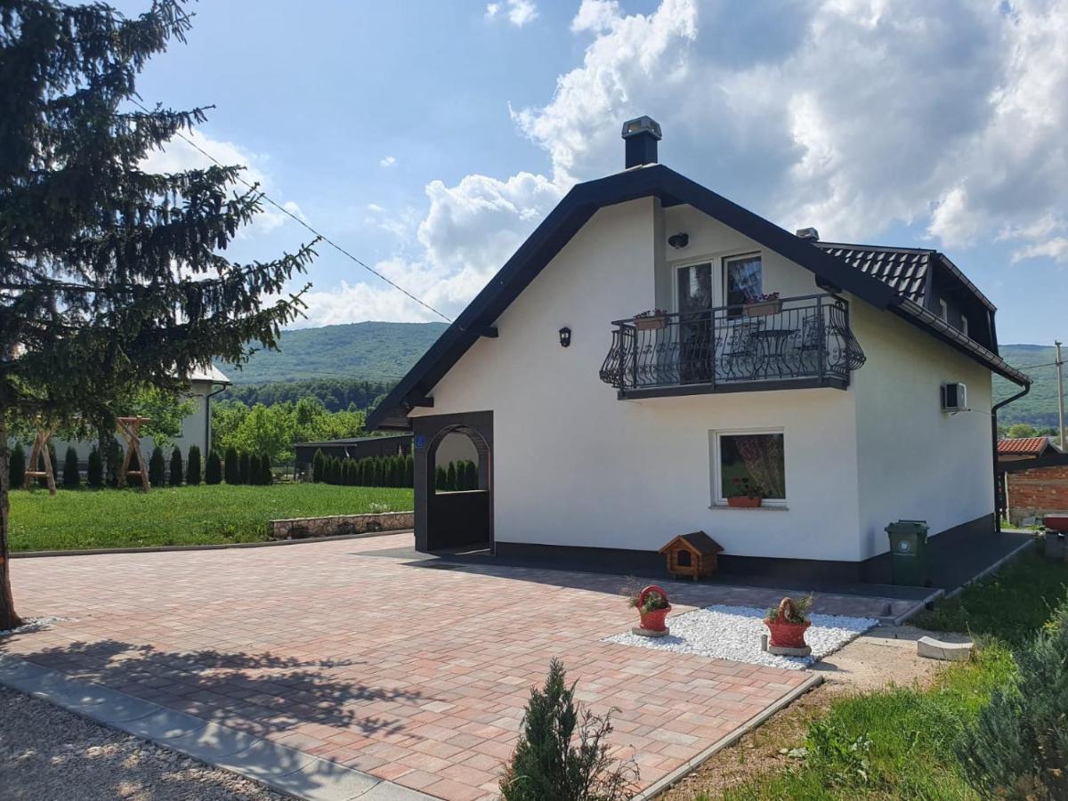 Relax Home Rajna Korenica Exterior photo